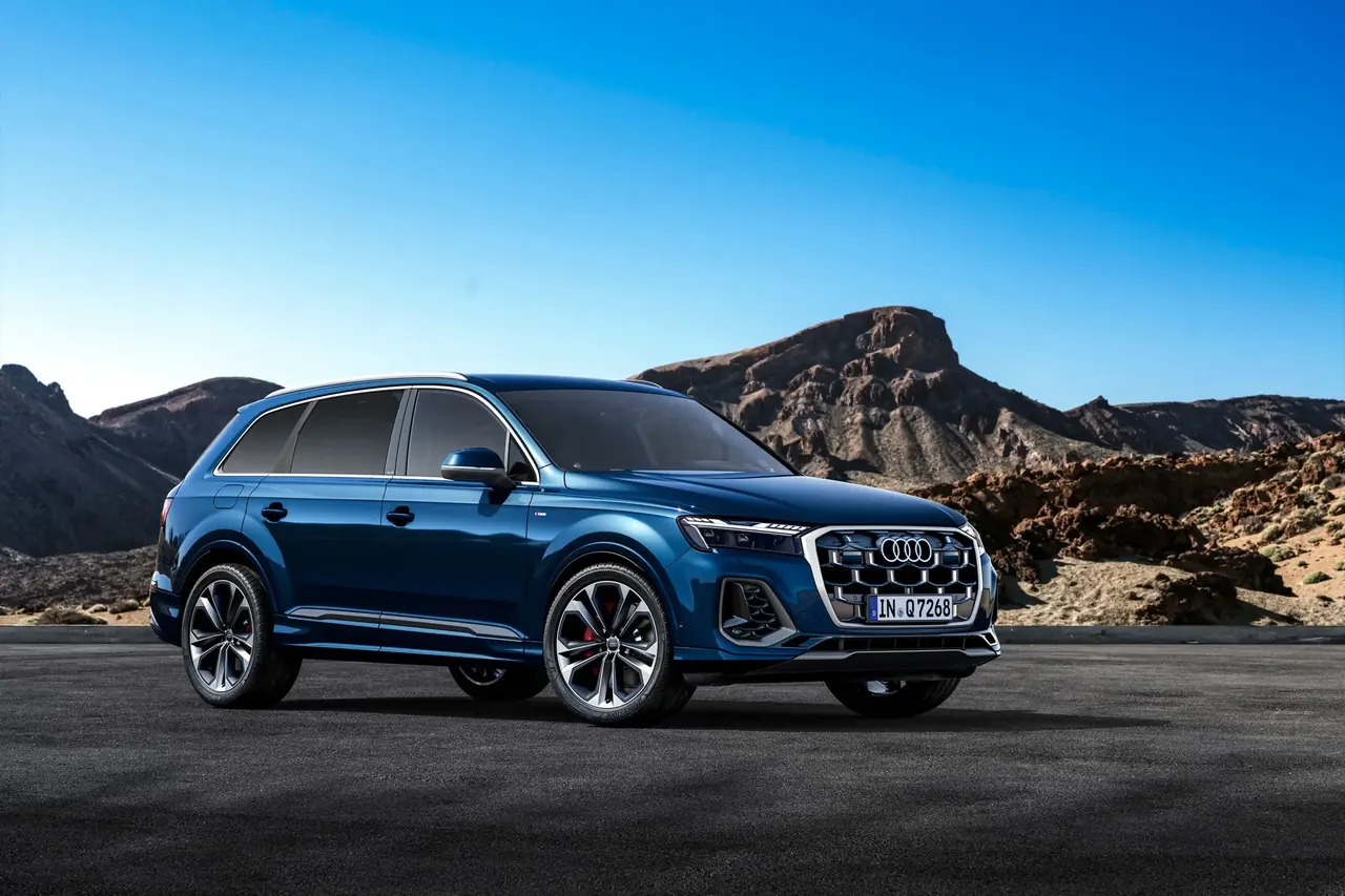 Audi Q7 следующего поколения: гибридная мощь и полный редизайн