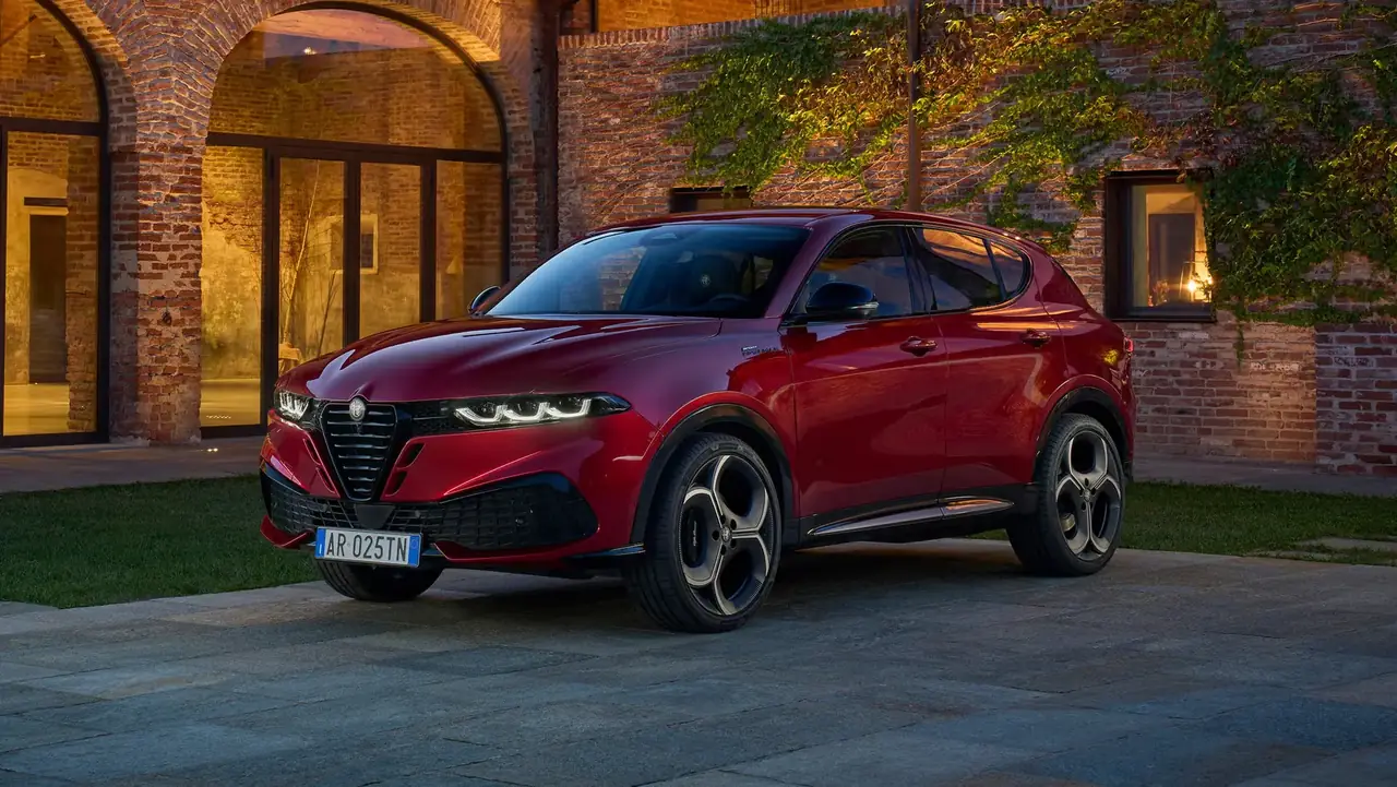 Alfa Romeo Tonale обновился: больше дерзости за меньший прайс