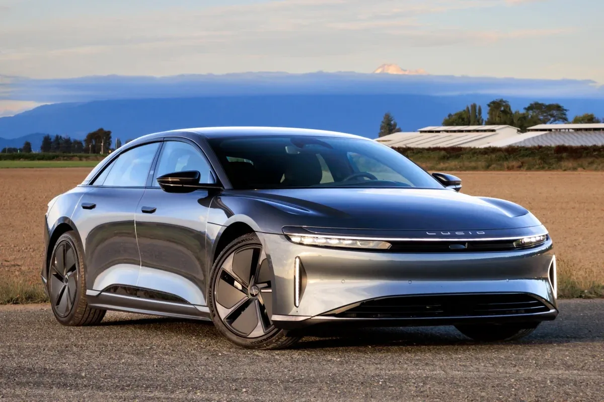 Cyprus invests nearly €1 million in the development of EV charging network