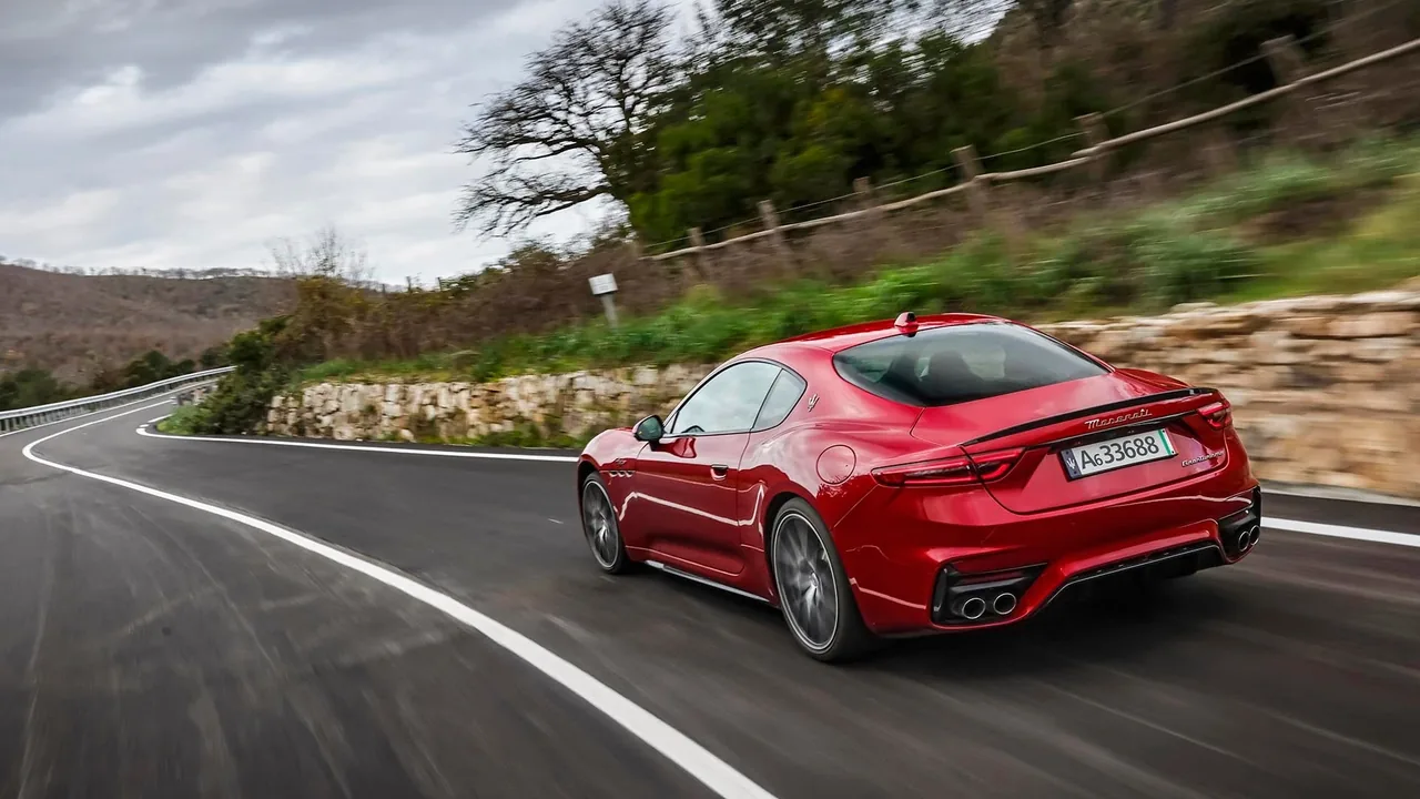 How much does It cost to service a car in Cyprus?