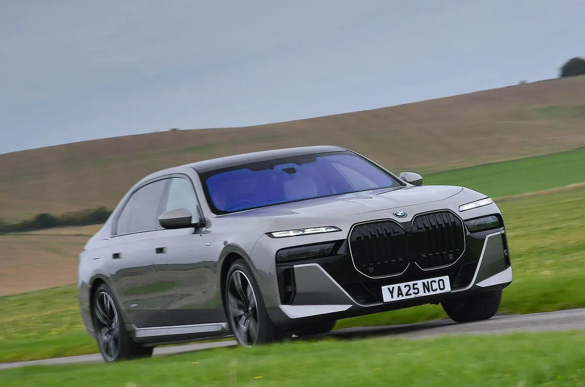 BMW готовит революцию i7: быстрее зарядка, больше дальность, новый дизайн