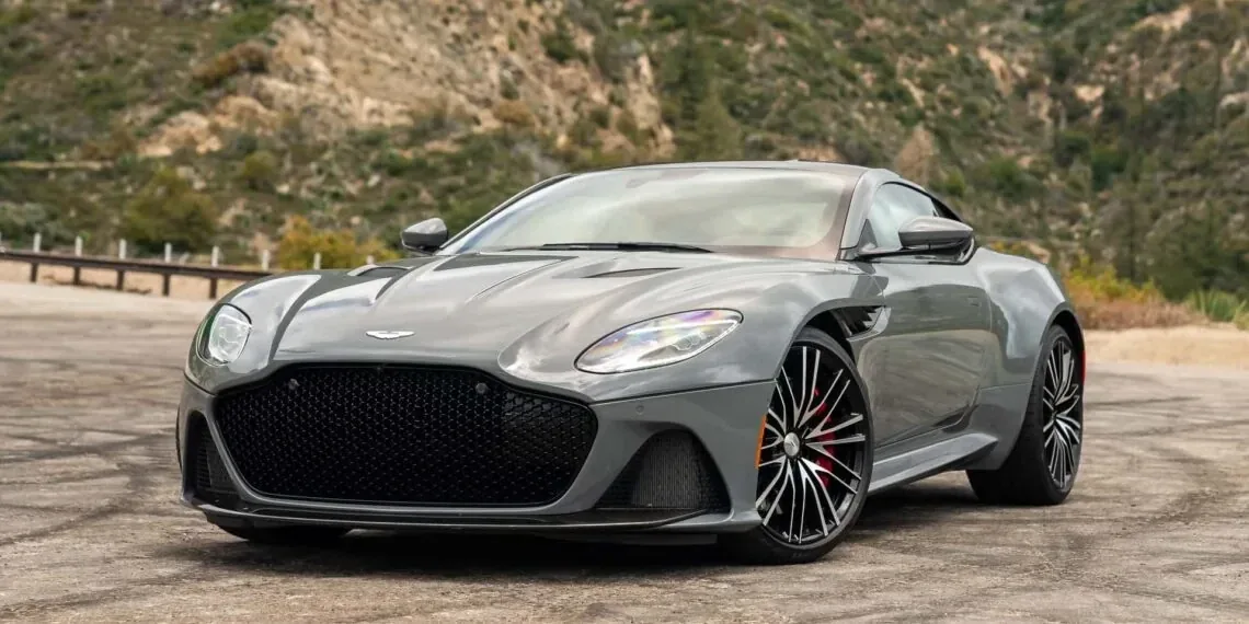 Aston Martin's plan to challenge Ferrari and return to profitability after a €220 million loss