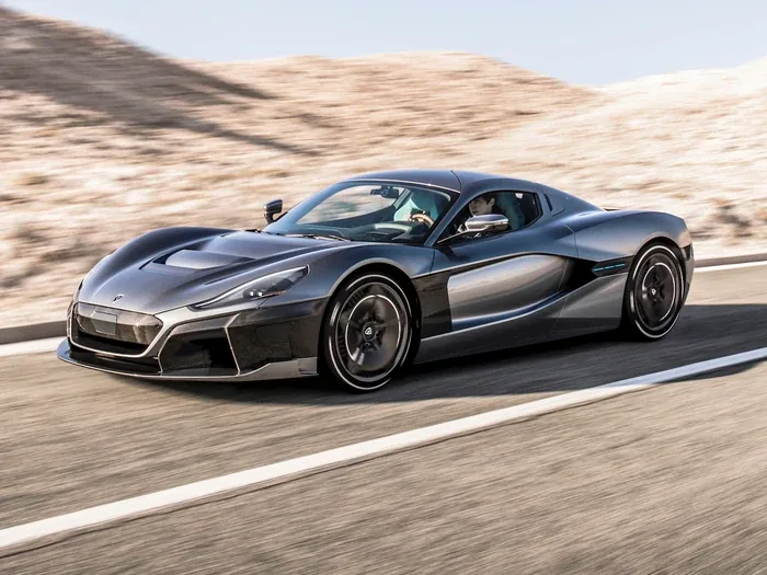 Гибрид или электрокар: что лучше выбрать для жизни на Кипре?