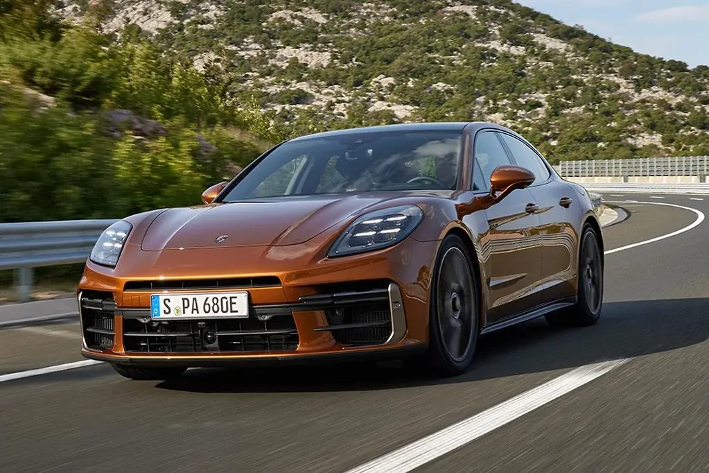 Porsche шлифует Panamera перед новым выпуском