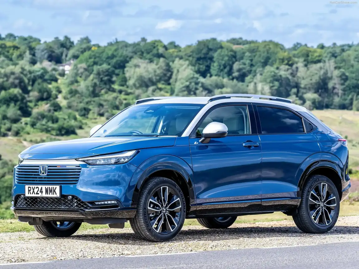 Honda HR-V facelift debuts sleek new look