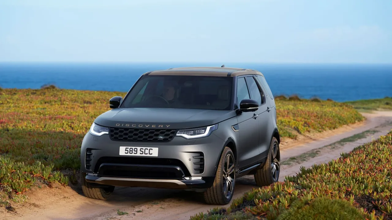 Land Rover представили обновлённую линейку Discovery