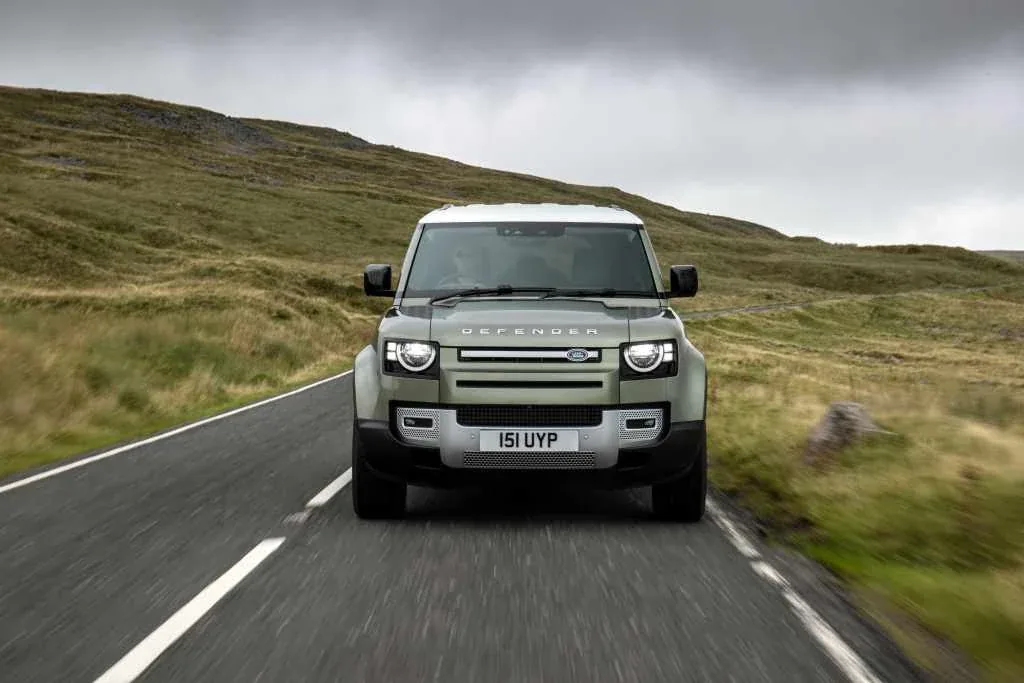 Электрический Defender: Land Rover готовит к выпуску новый компактный внедорожник