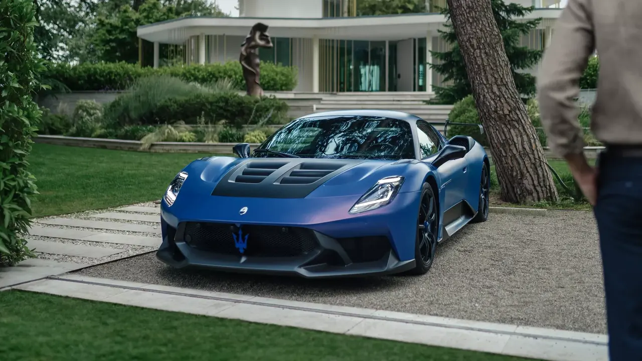 Maserati GT2 Stradale: вершина дорожных и гоночных характеристик