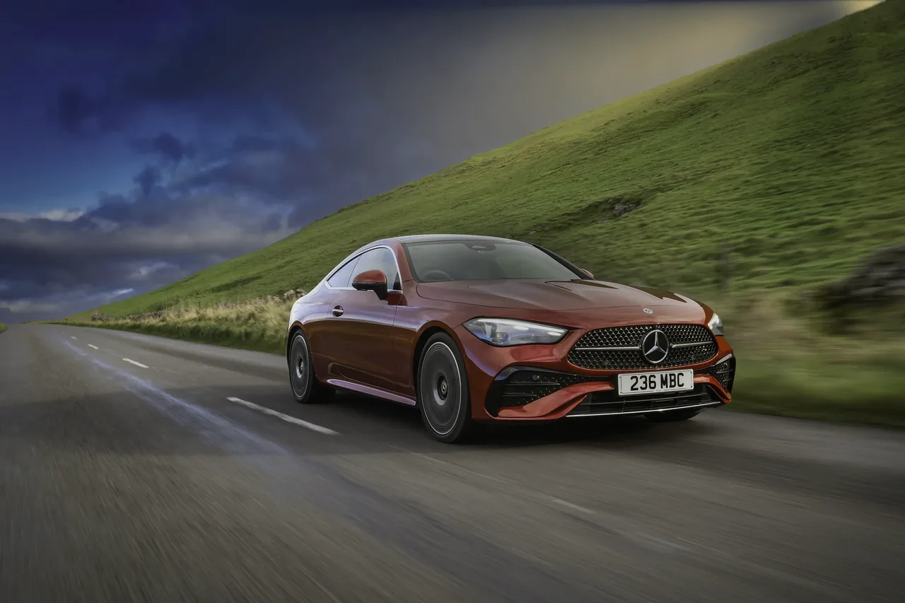 Mercedes CLE Coupe теперь предлагает вариант PHEV гибридом