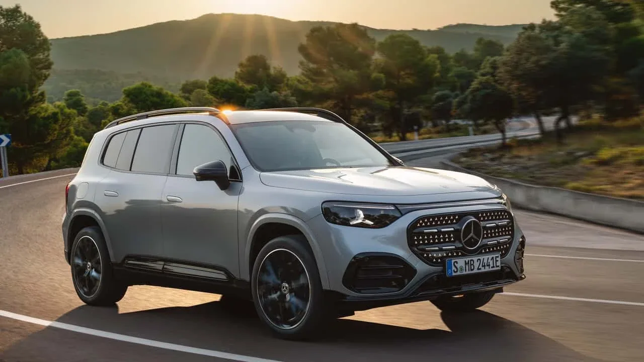 New Mercedes GLB arrives for 2026 with more space and versatility — though not more style