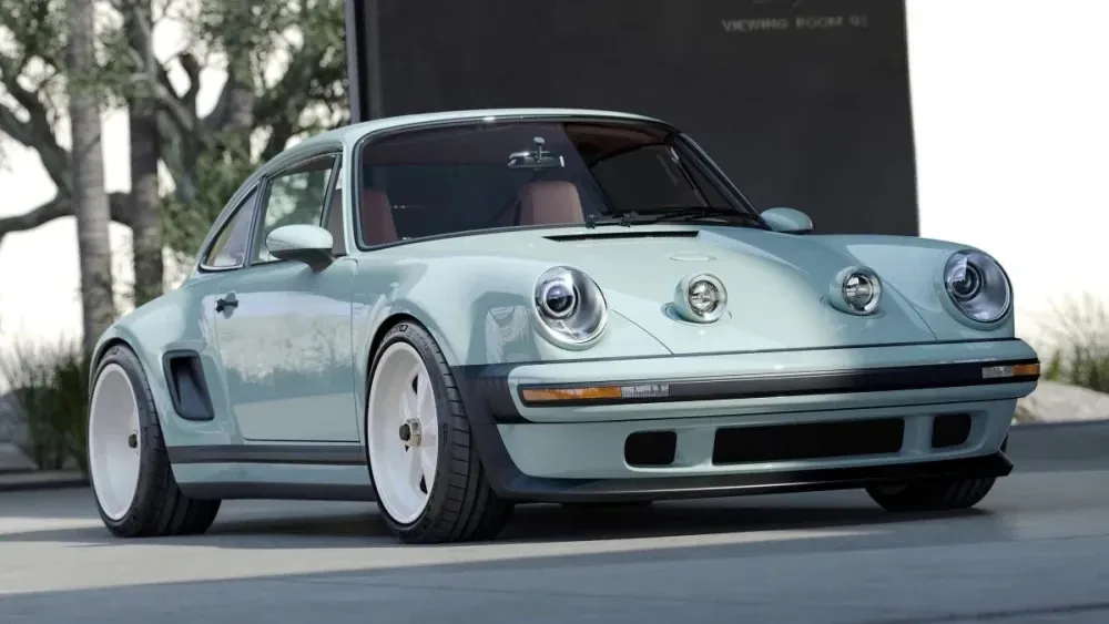 Singer Unveils Retro-Inspired Porsche 911 Carrera Coupe