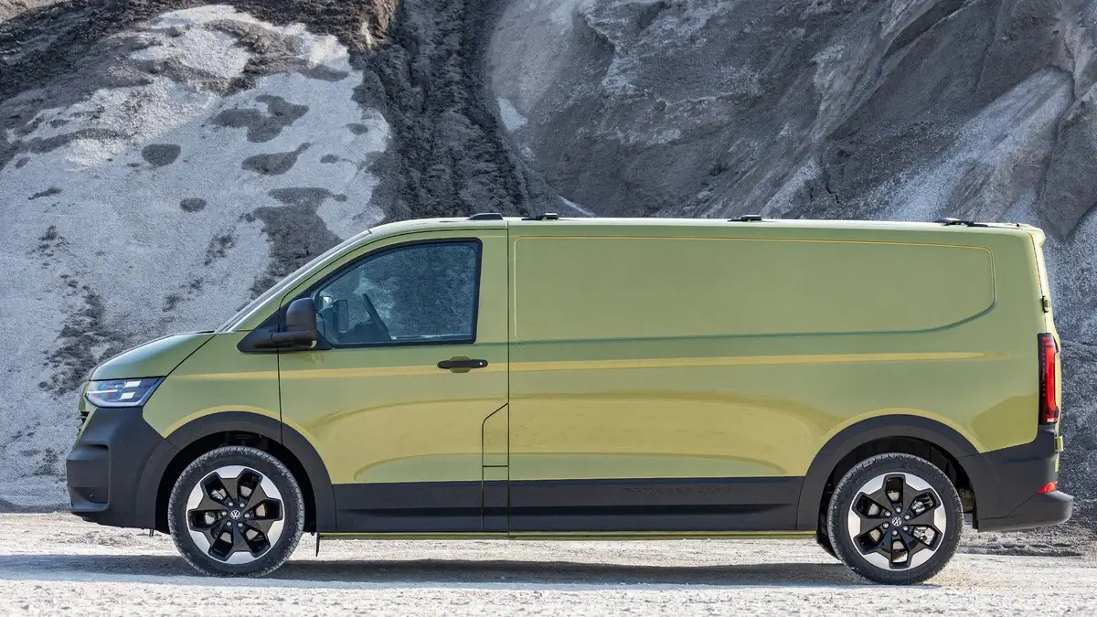 Volkswagen Transporter BEV offers up to 8 seats and 313 km of range