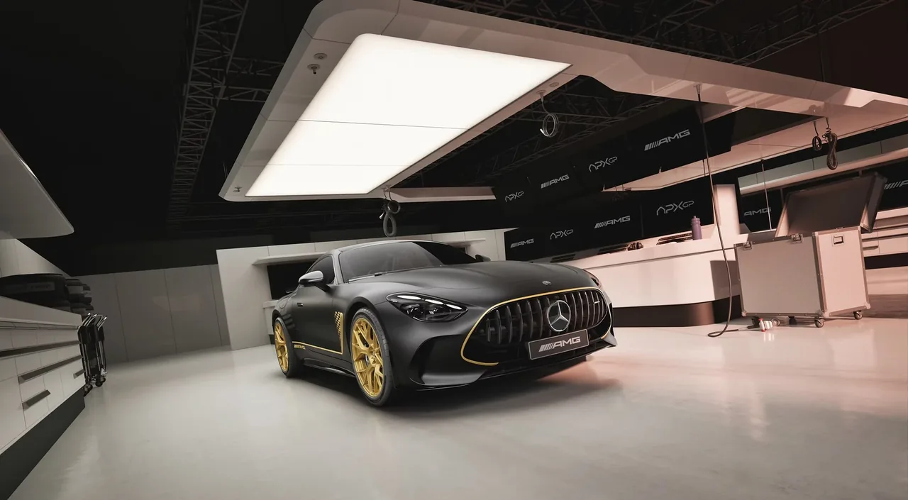 Mercedes-AMG GT APXGP Edition: Motorsport Glamour Meets Road Beast