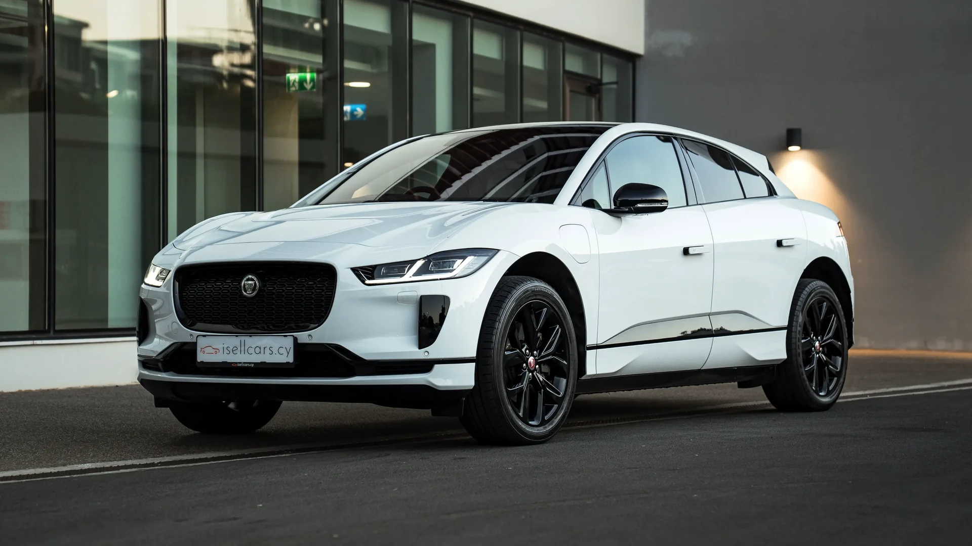 Jaguar for sale in Cyprus – Premium EV imports and turnkey registration by isellcars.cy