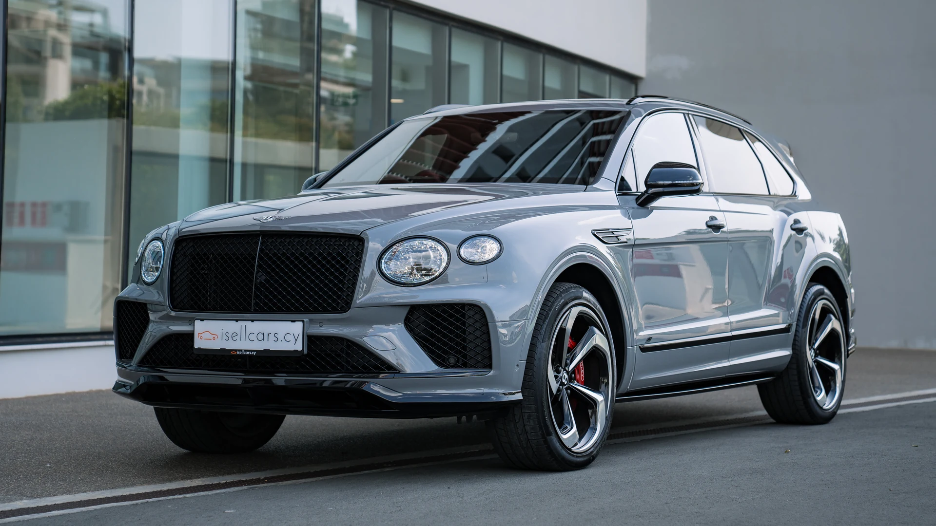 Bentley for sale in Cyprus – Premium UK vehicle sourcing and turnkey delivery by isellcars.cy