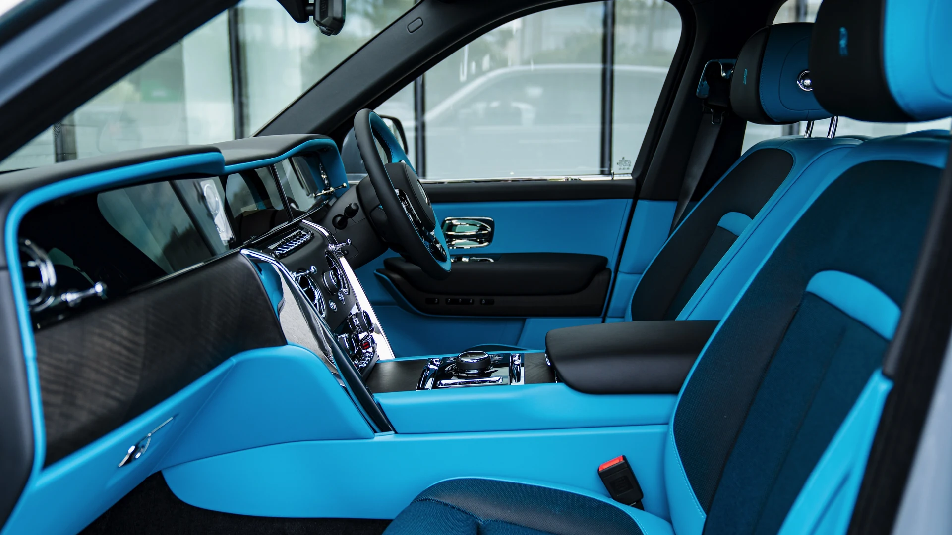 2026 Rolls-Royce Cullinan Series II | Burnout Grey | isellcars.cy #74 Photo 8