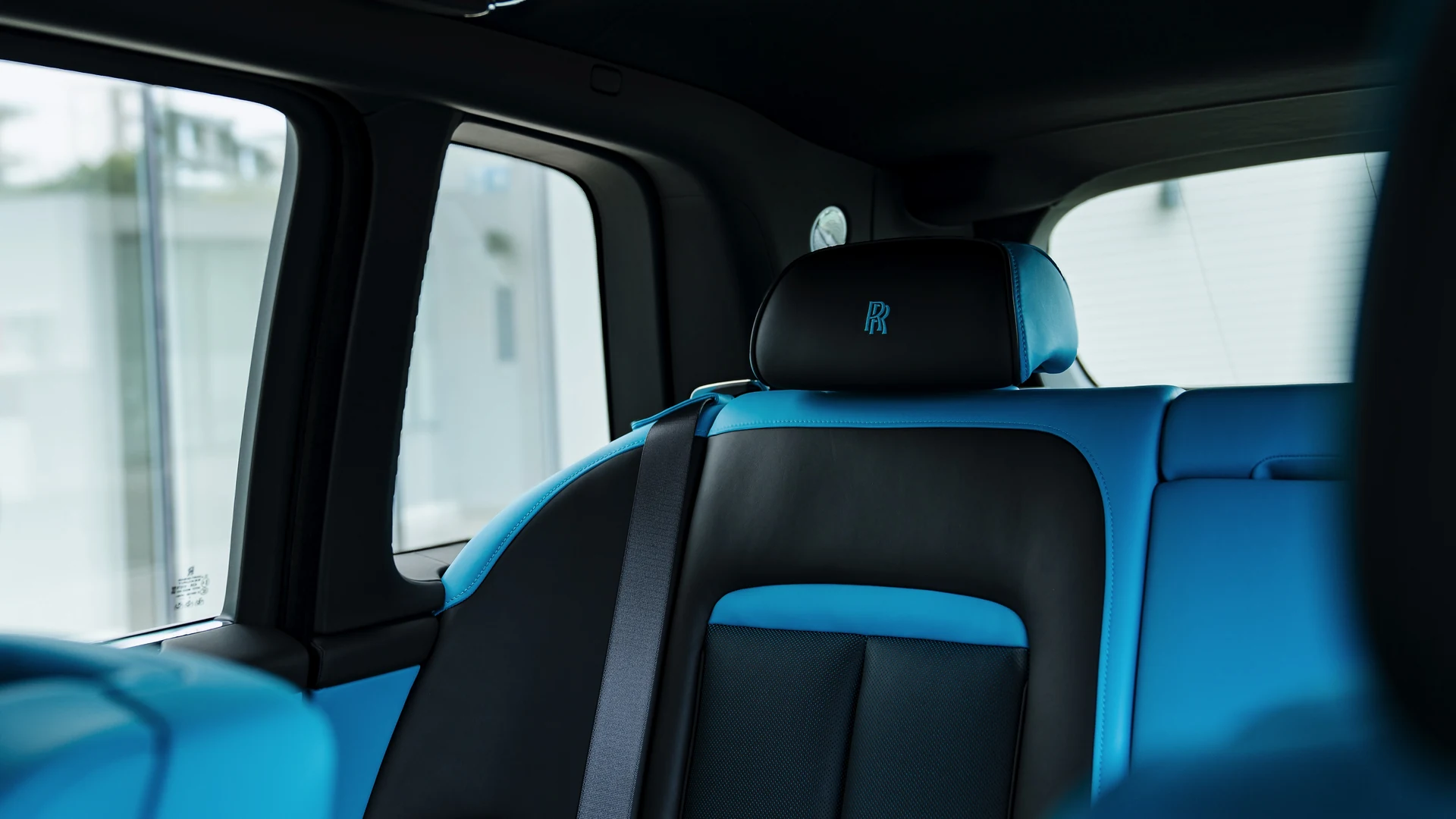 2026 Rolls-Royce Cullinan Series II | Burnout Grey | isellcars.cy #74 Photo 12