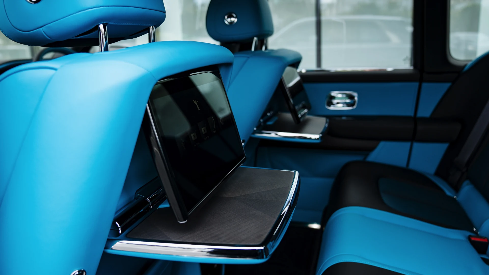 2026 Rolls-Royce Cullinan Series II | Burnout Grey | isellcars.cy #74 Photo 11