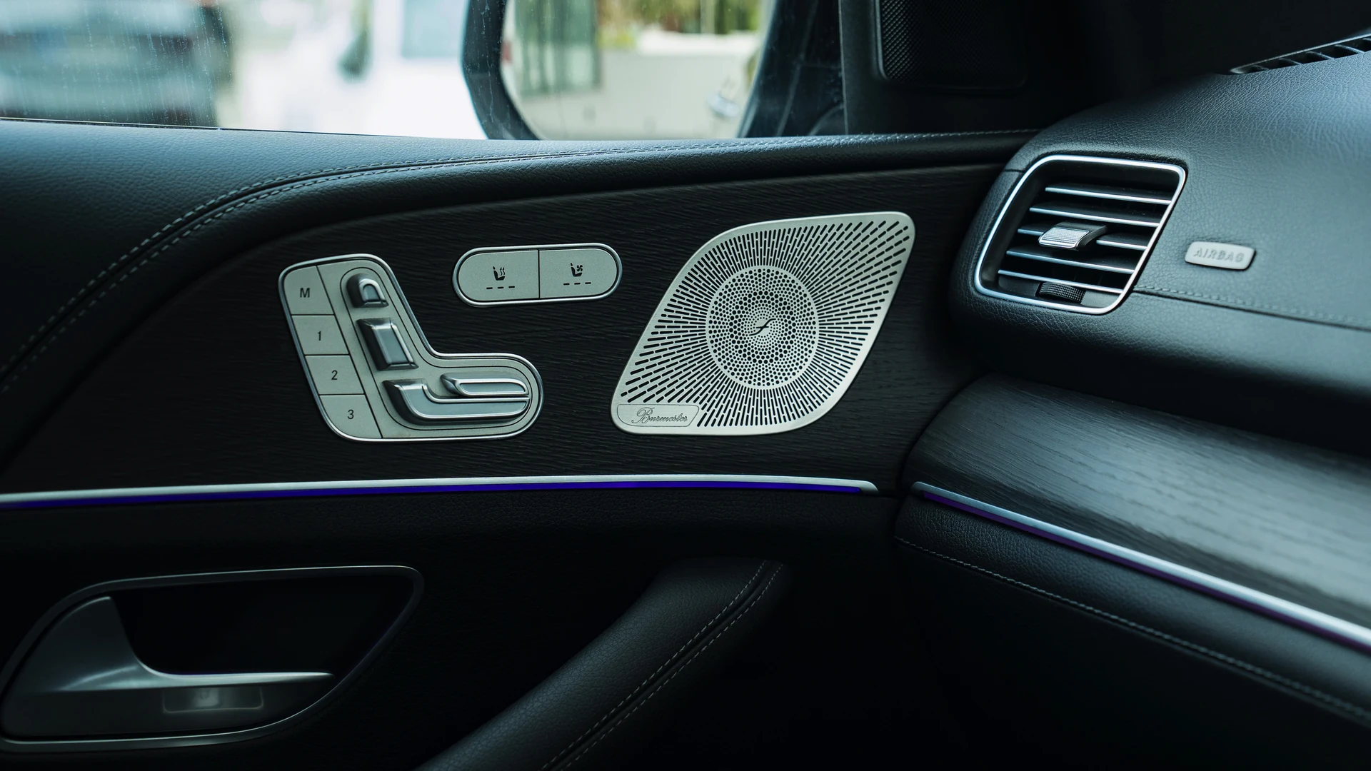 Mercedes-Benz GLE450d #75 Photo 15