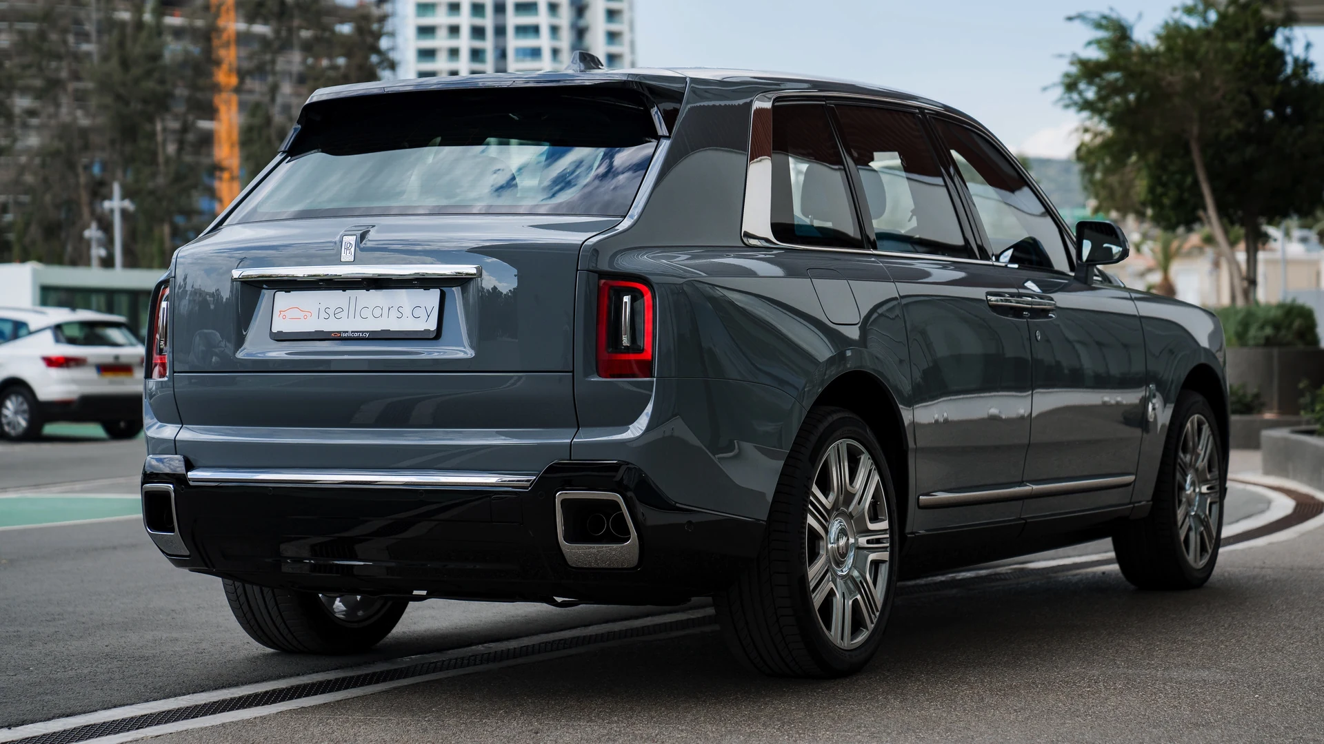2026 Rolls-Royce Cullinan Series II | Burnout Grey | isellcars.cy #74 Photo 6