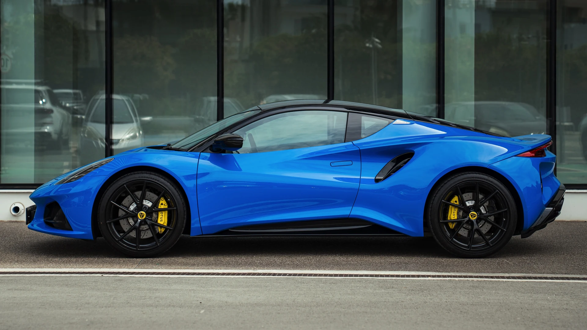 Lotus Emira First Edition #76 Фото 13