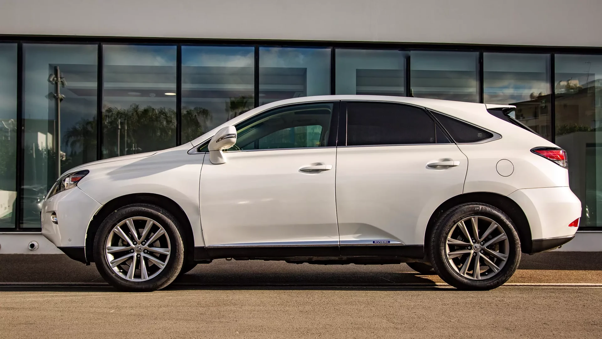 Lexus RX 450h #47 Photo 14