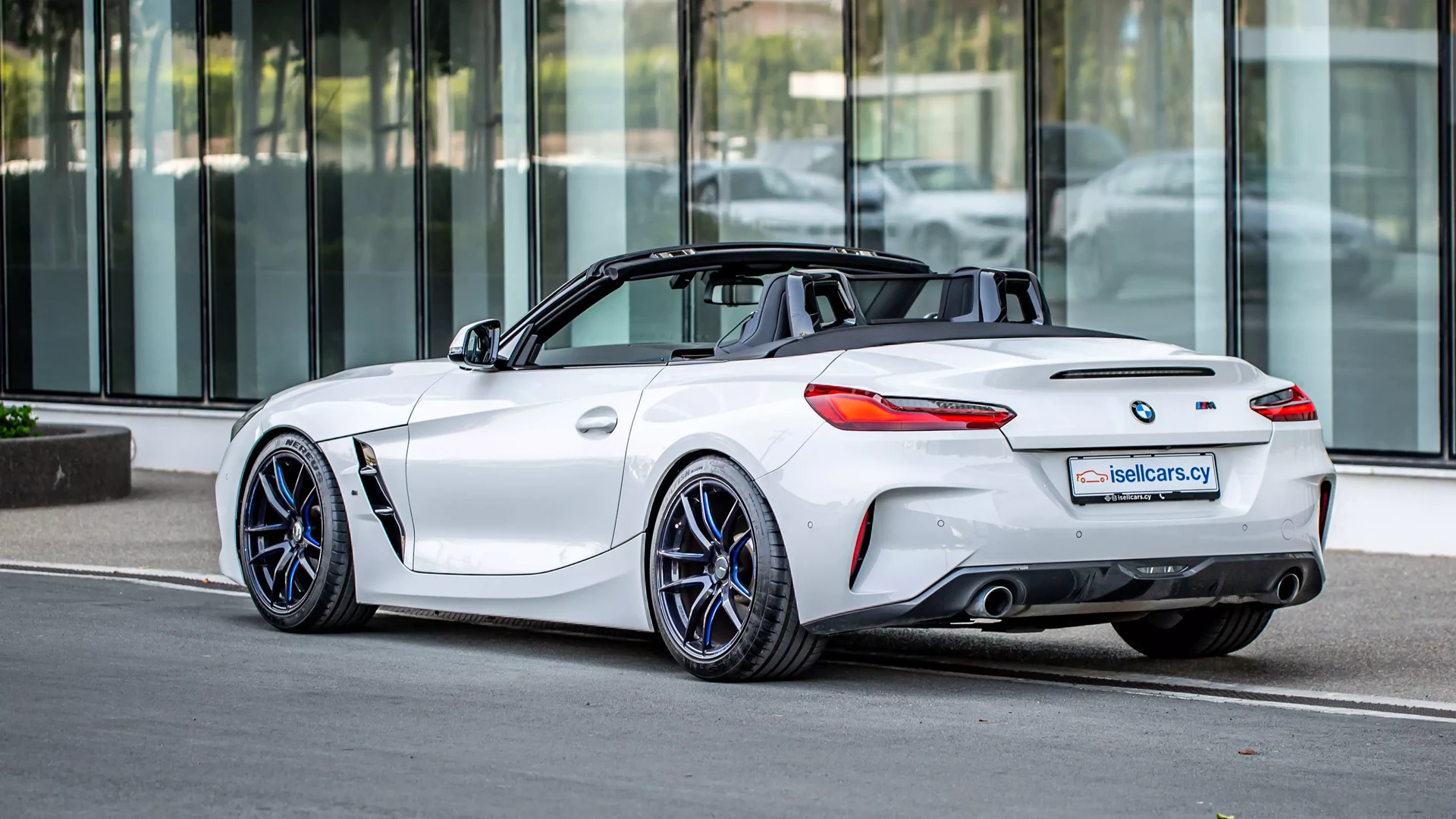 BMW Z4 sDrive20i #57 Photo 2