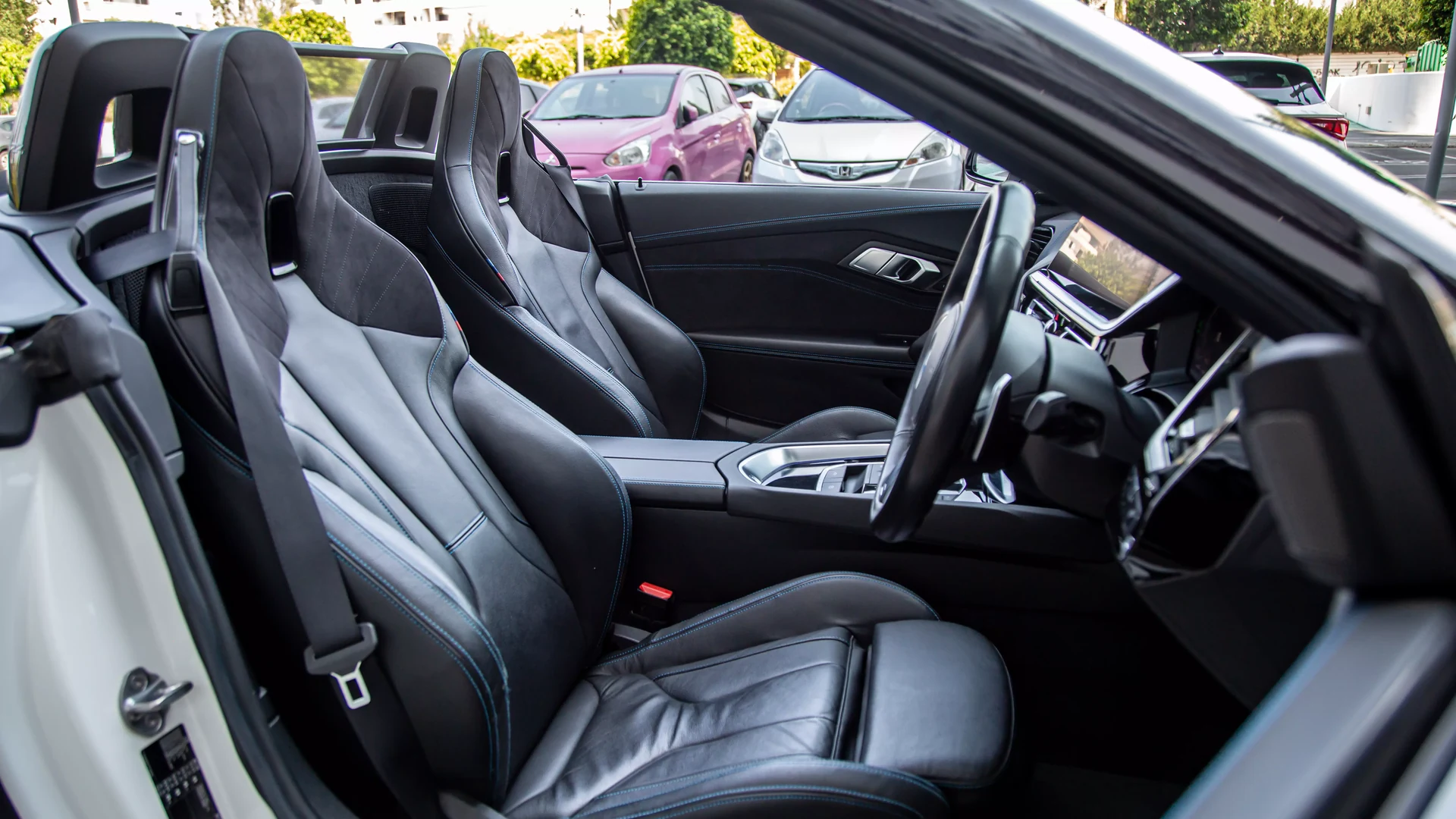 BMW Z4 sDrive20i #57 Photo 8