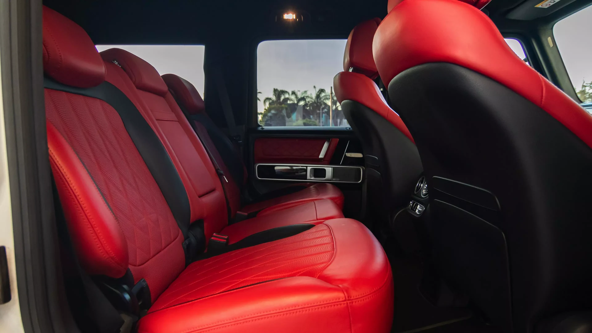 Mercedes-AMG G63 #61 Photo 12