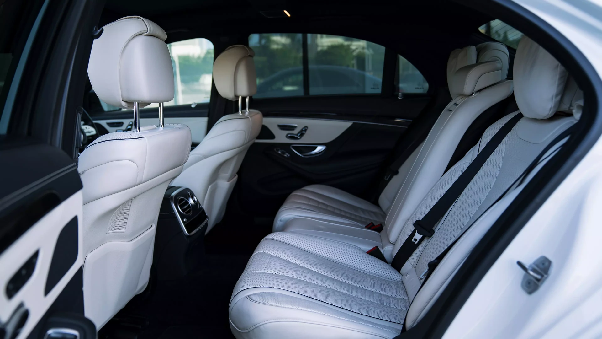 Mercedes-Benz S 350d AMG Premium LWB #70 Photo 12