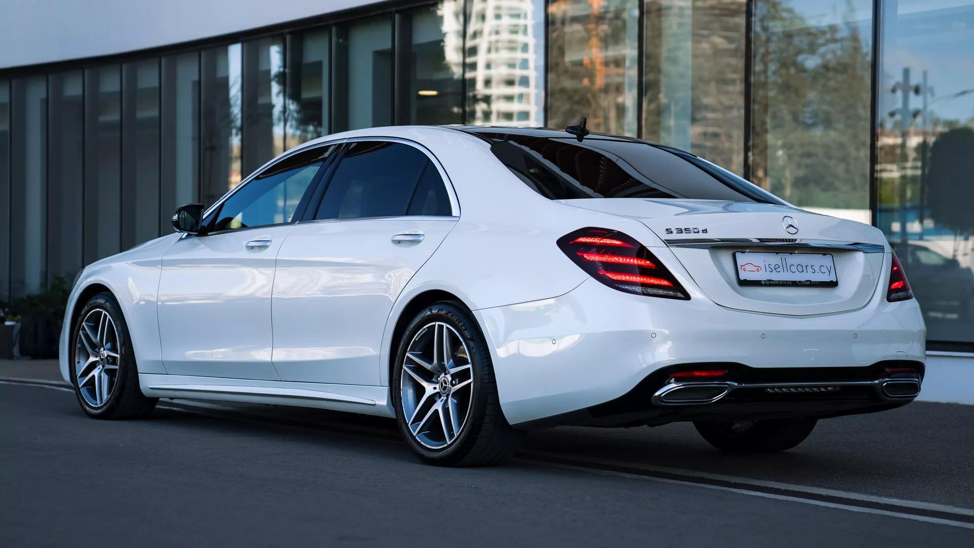 Mercedes-Benz S 350d AMG Premium LWB #70 Photo 2