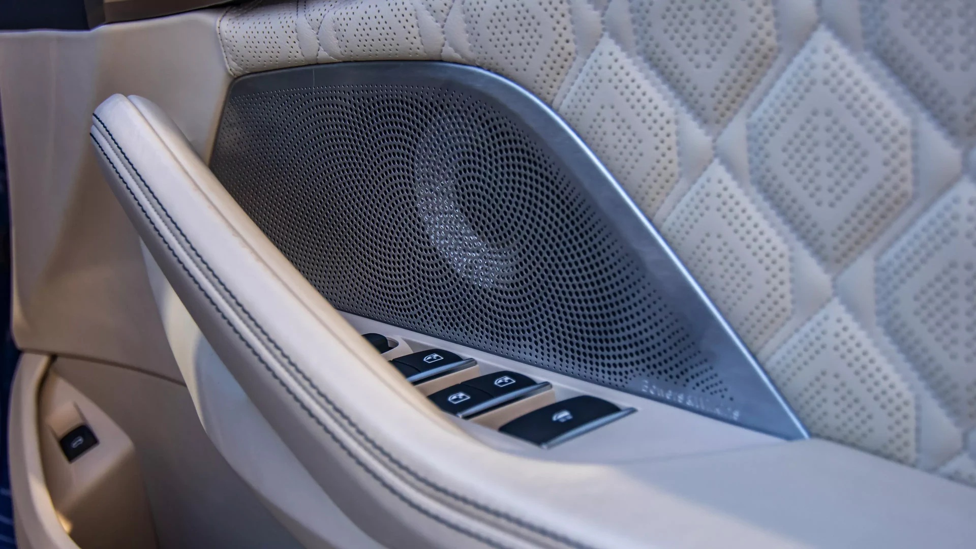 BMW M8 Competition Convertible #58 Photo 24