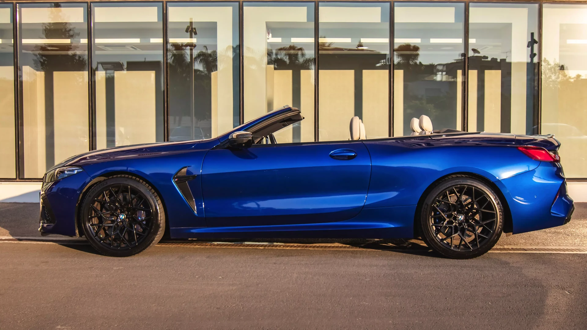 BMW M8 Competition Convertible #58 Photo 7
