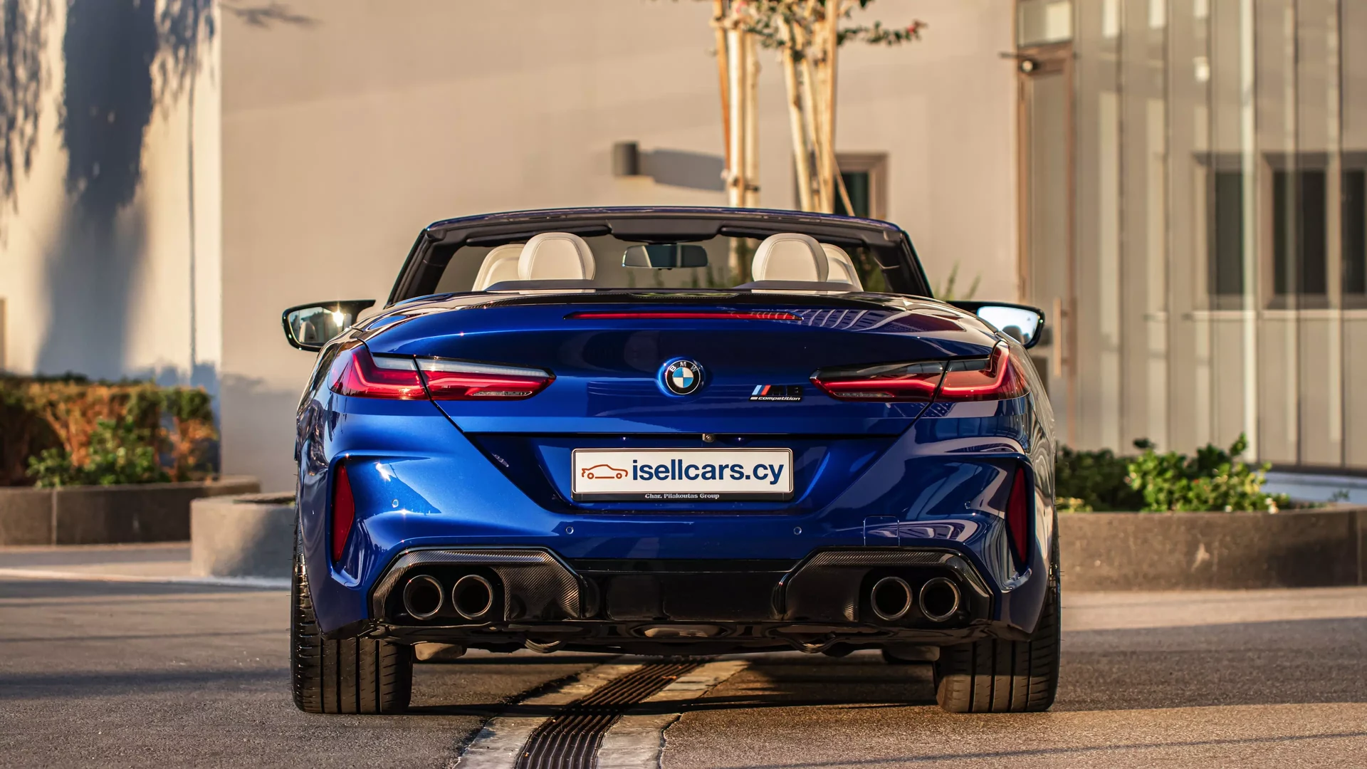 BMW M8 Competition Convertible #58 Photo 4