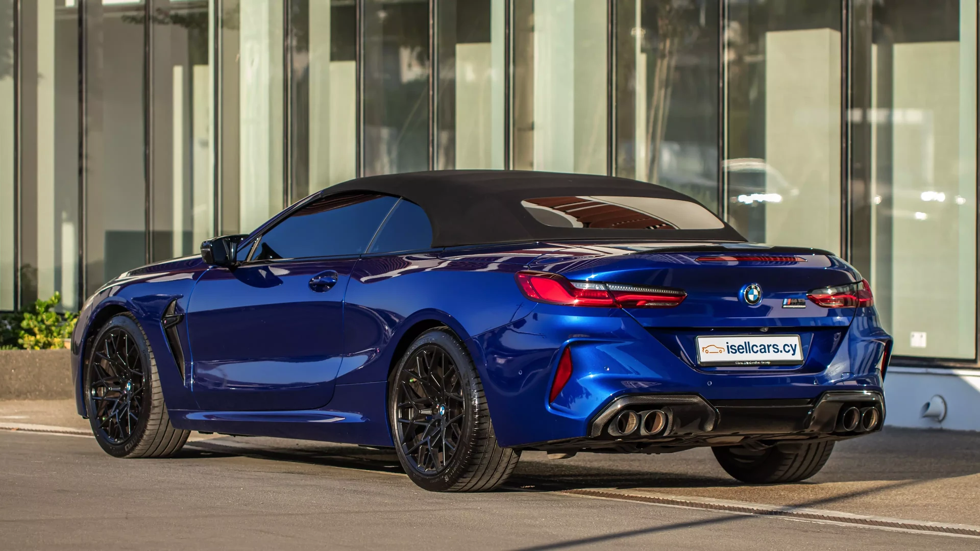 BMW M8 Competition Convertible #58 Photo 12