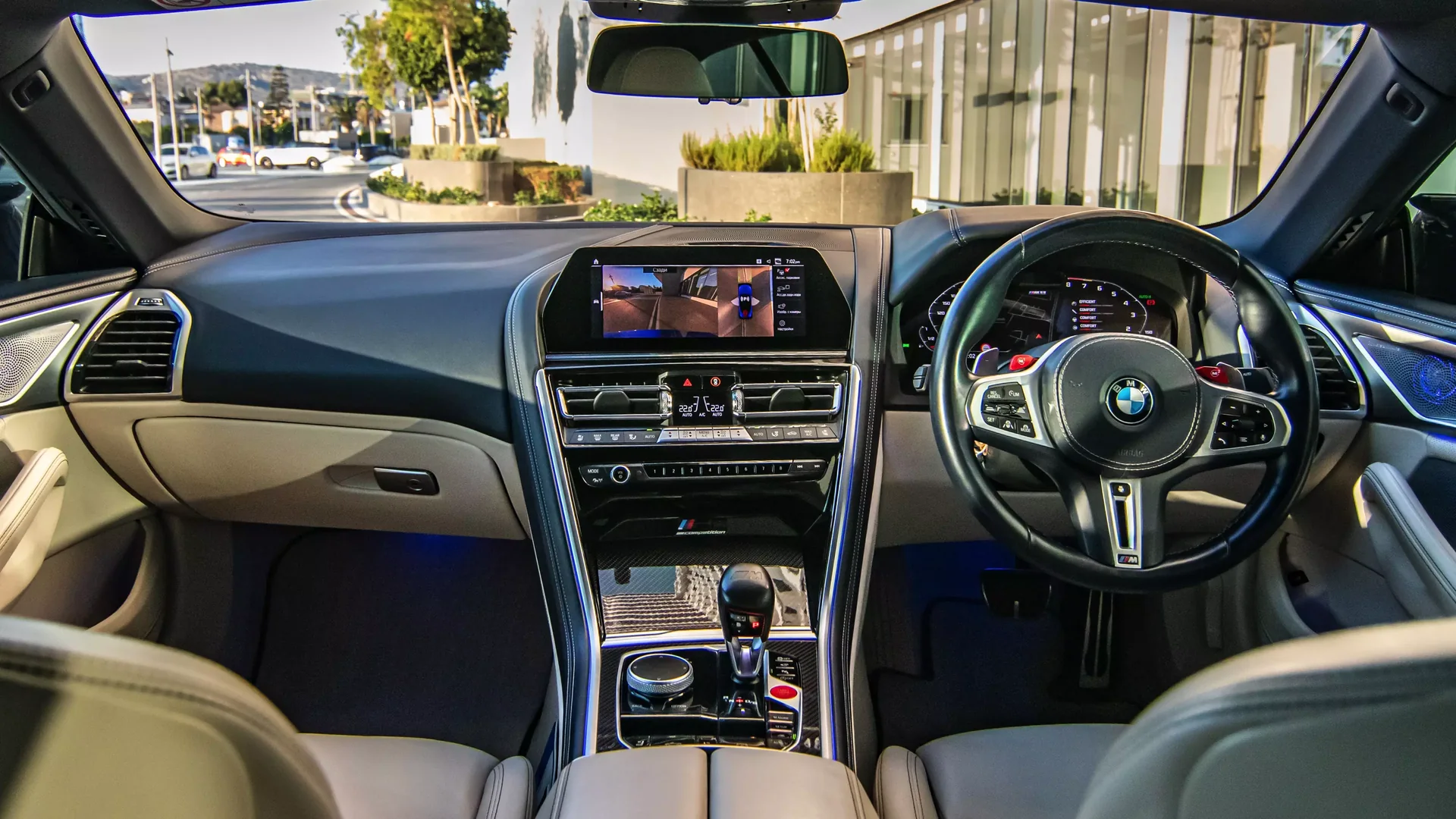 BMW M8 Competition Convertible #58 Photo 21