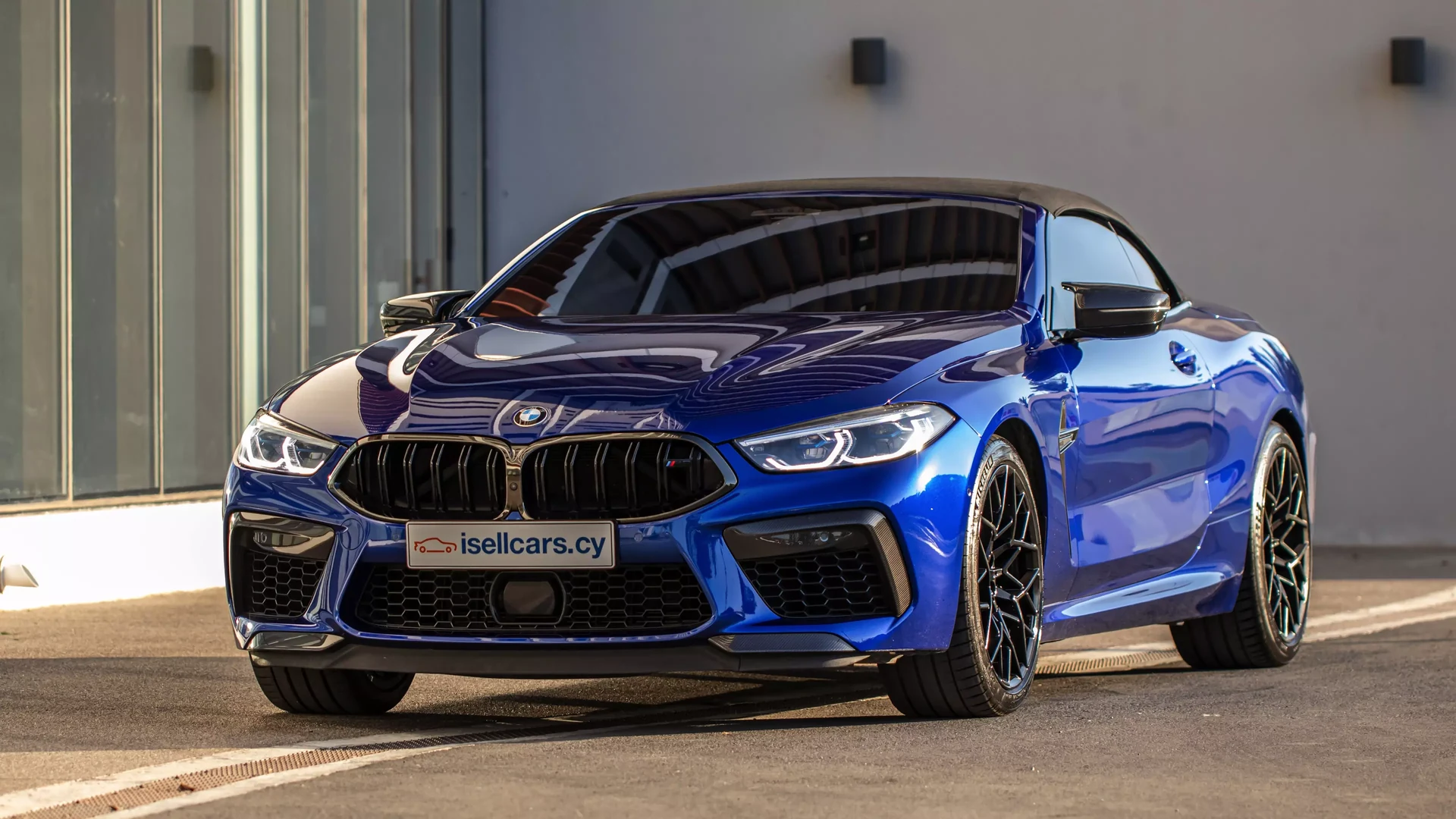 BMW M8 Competition Convertible #58 Photo 11