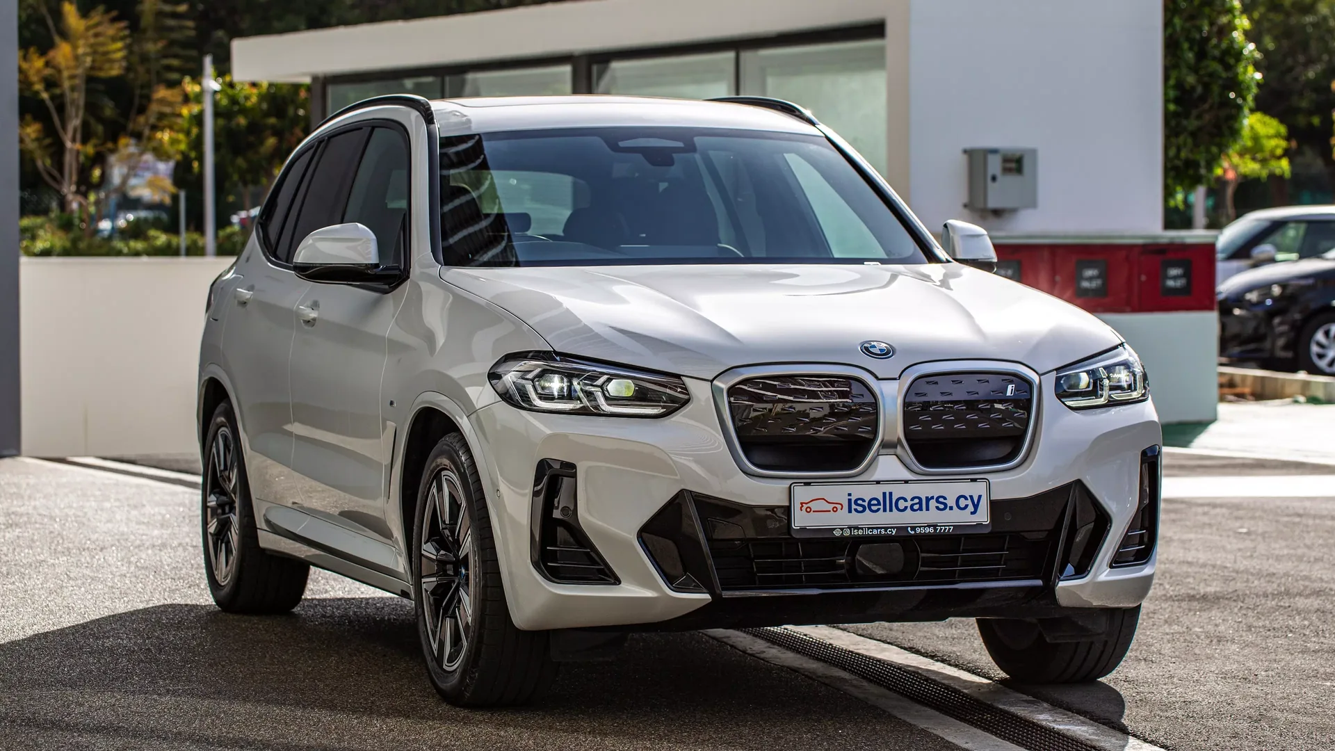 BMW iX3 #52 Фото 5