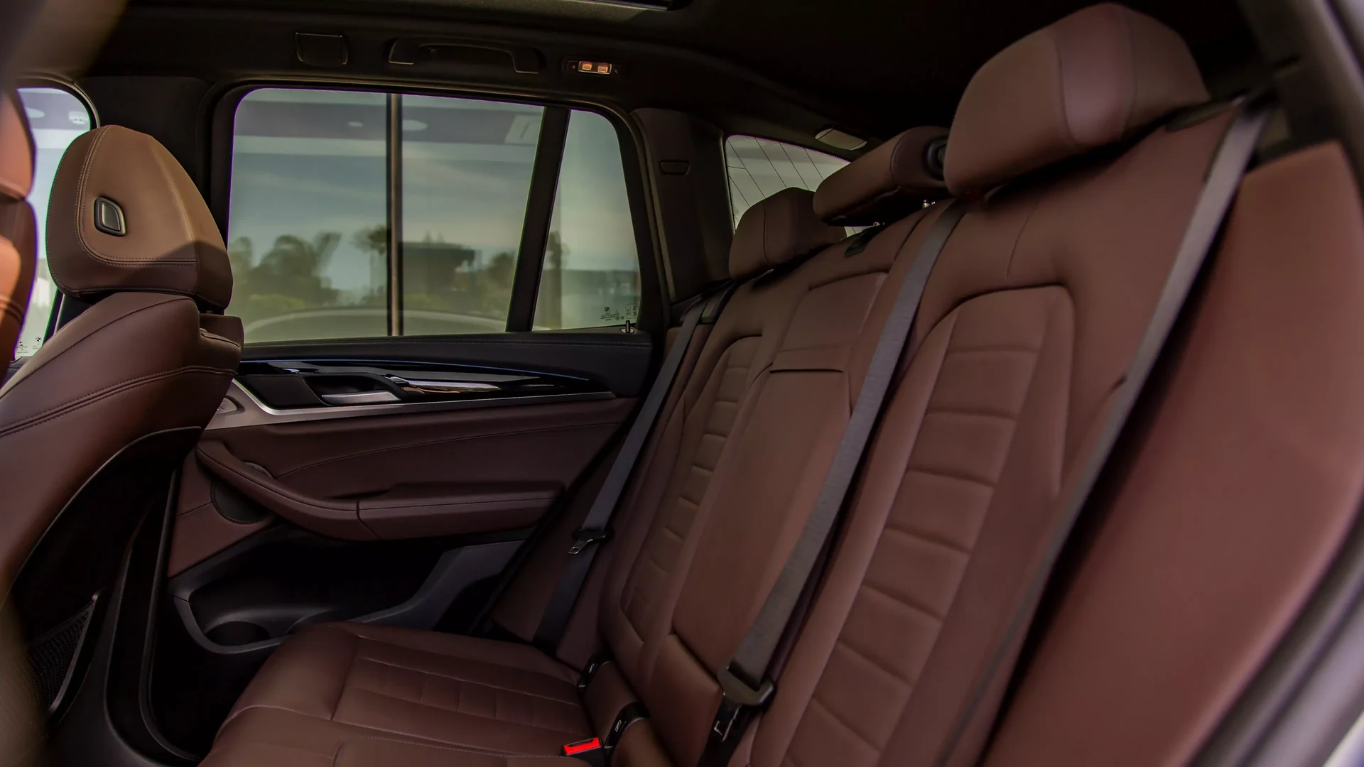 BMW iX3 #52 Фото 13