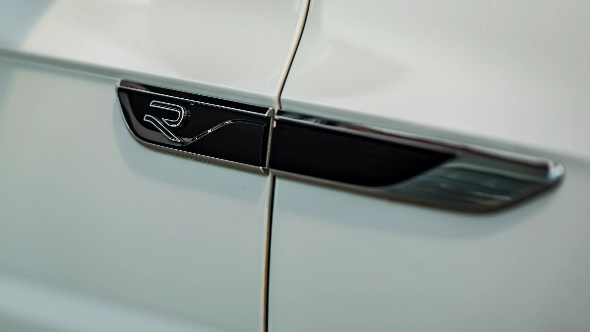 Volkswagen Touareg TDI R-Line #54 Photo 20