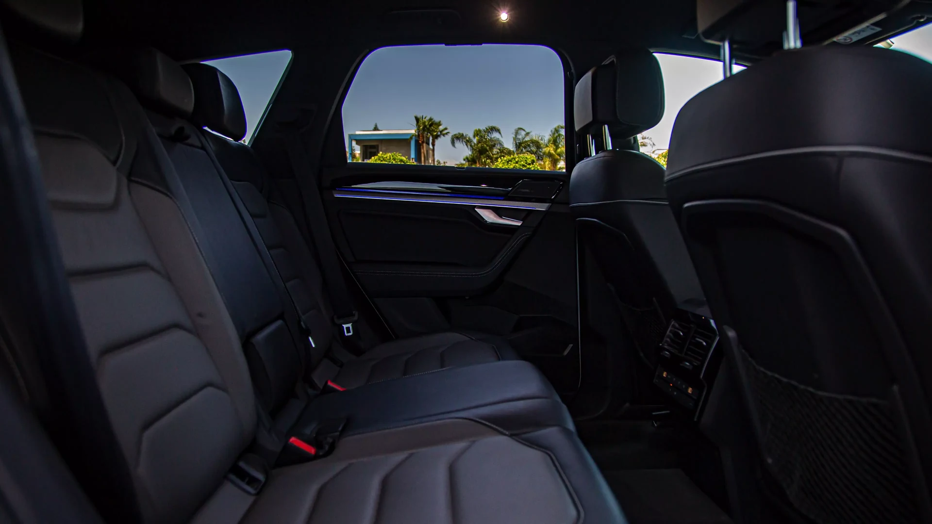 Volkswagen Touareg TDI R-Line #54 Photo 11