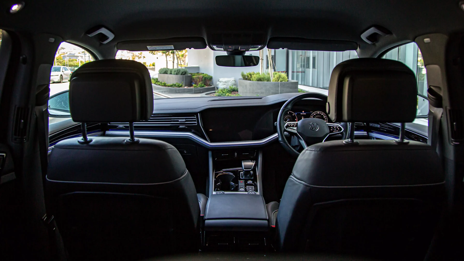 Volkswagen Touareg TDI R-Line #54 Photo 14