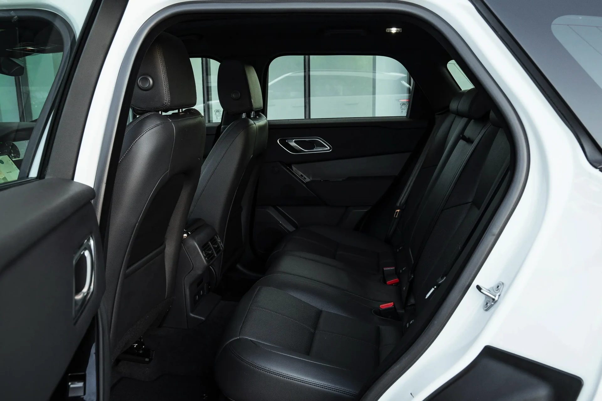 Range Rover Velar D200 Dynamic SE #62 Фото 13