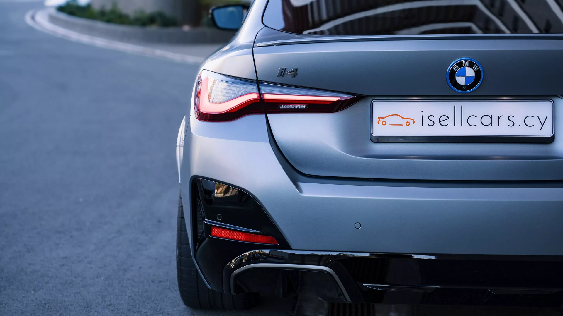 BMW i4 M50 #68 Photo 19