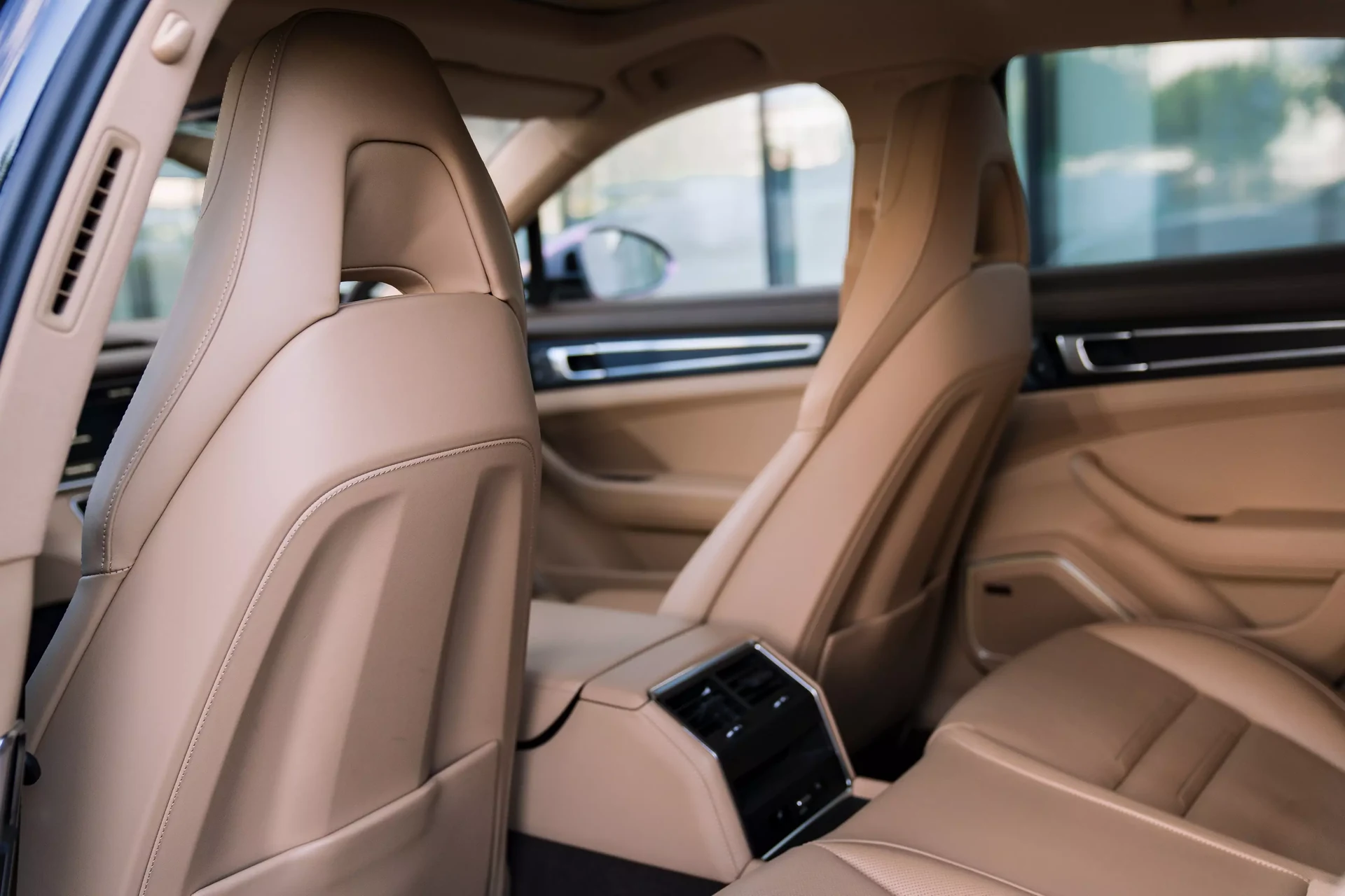 Porsche Panamera 4 E-Hybrid Platinum Edition #69 Фото 12