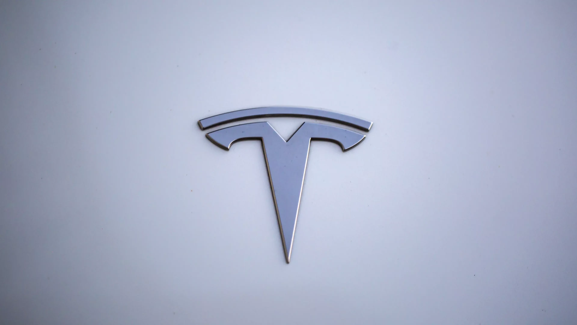 Tesla Model 3 RWD #55 Photo 20