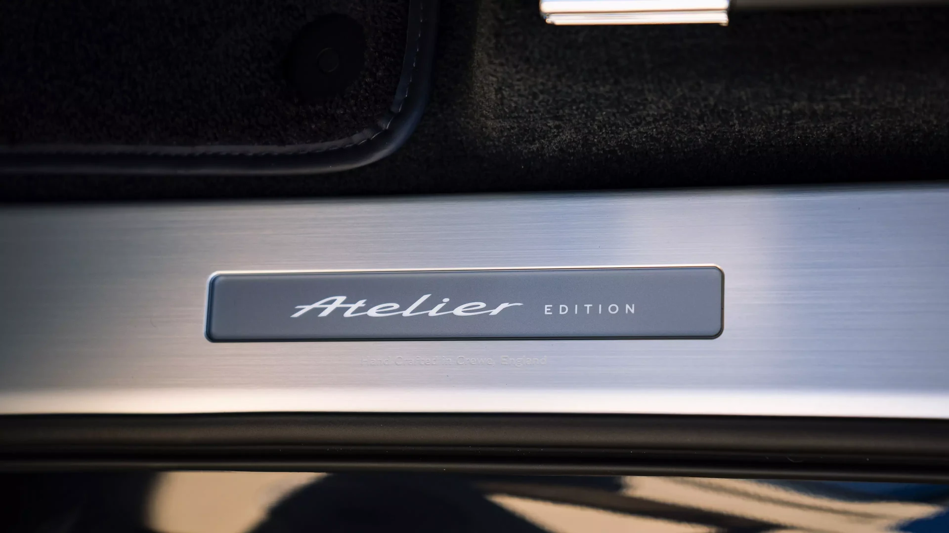 Bentley Bentayga V8 Atelier Edition #67 Photo 15