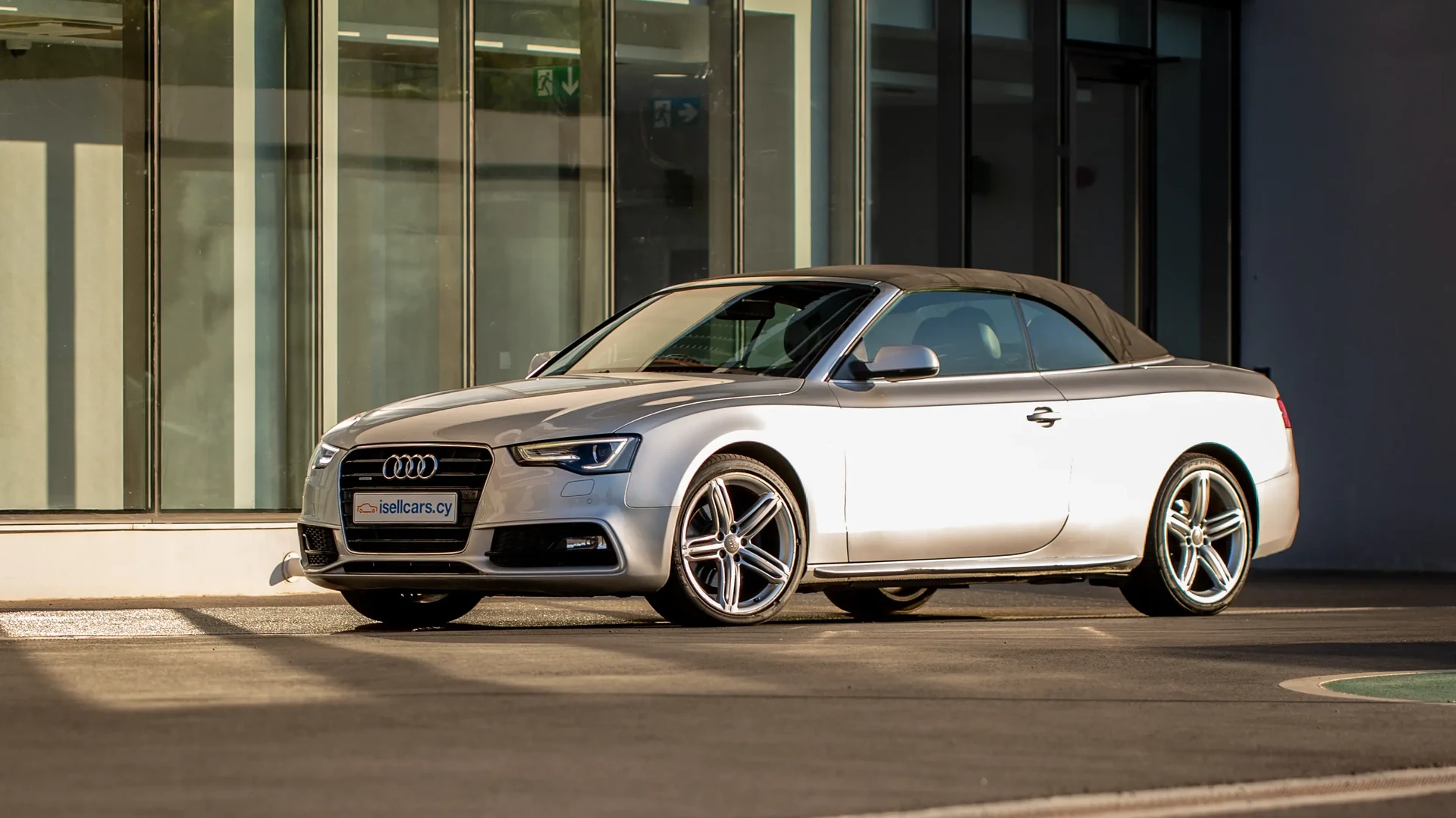 Audi A5 Кабриолет Quattro V6 TDI #34 Фото 9