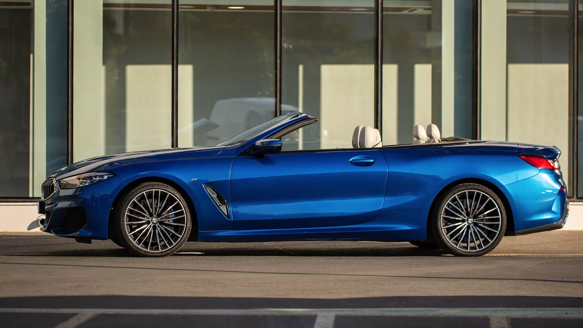 BMW 840d xDrive Кабриолет #32 Фото 14