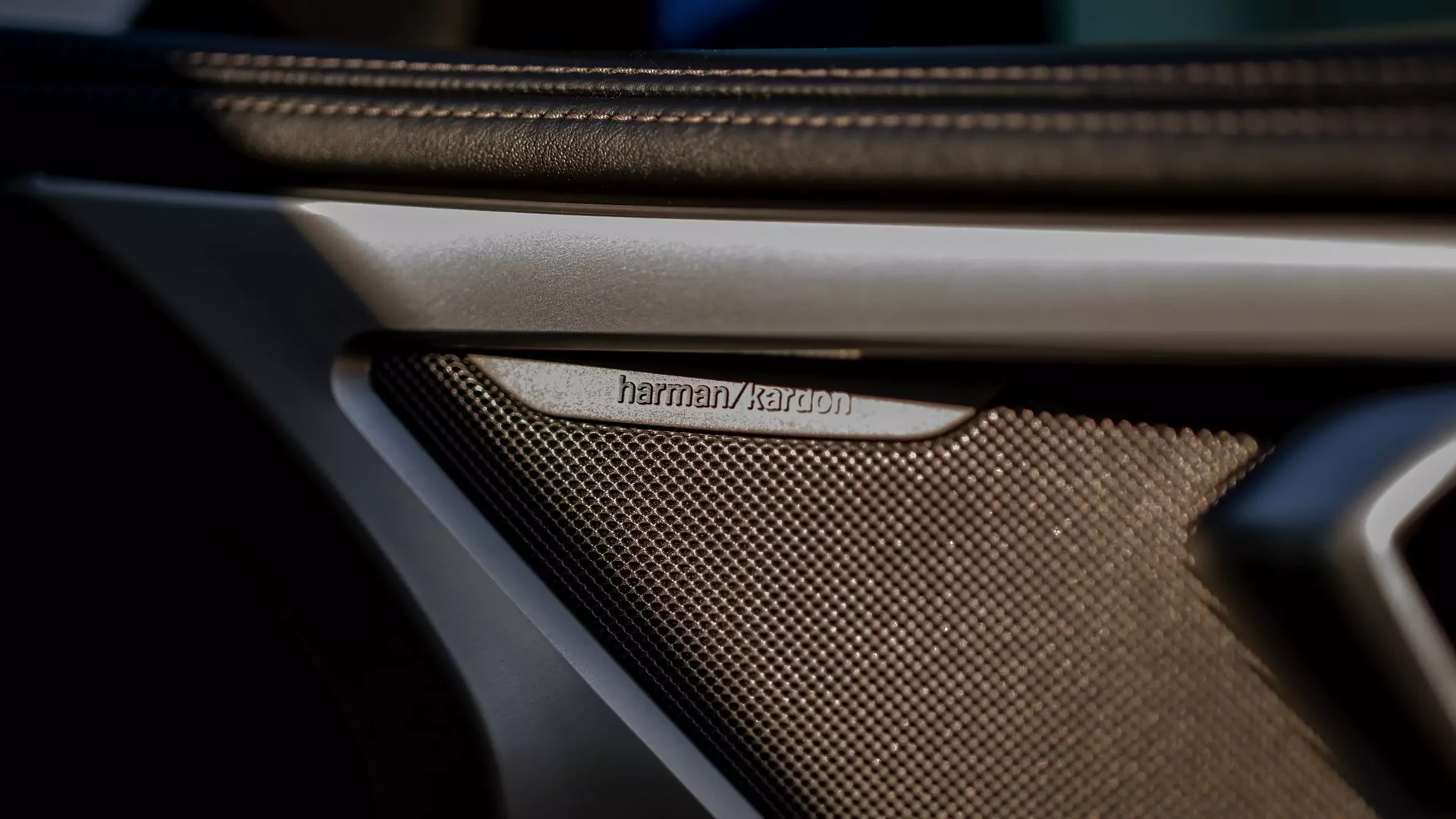 BMW 840d xDrive Кабриолет #32 Фото 8